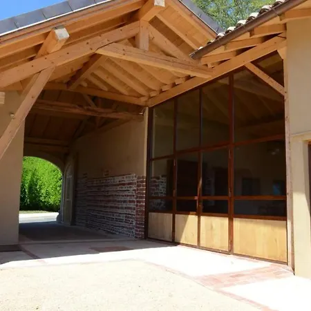 Ancien Haras Refait A Neuf A 3 Km De Holiday home